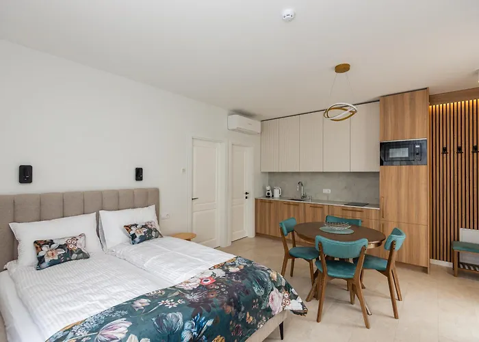 Apartment Zemaiciu 16 *